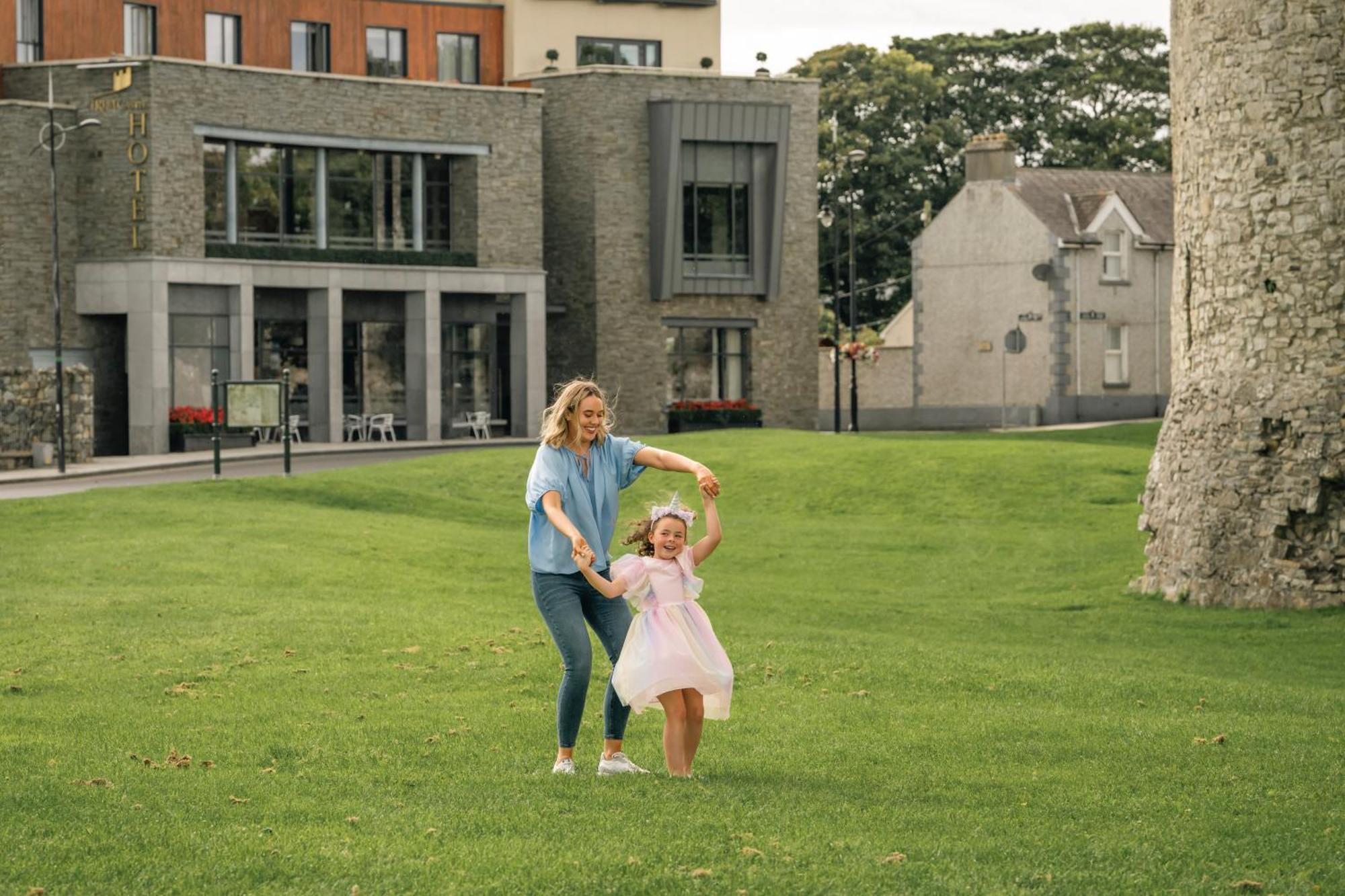 Trim Castle Hotel Εξωτερικό φωτογραφία