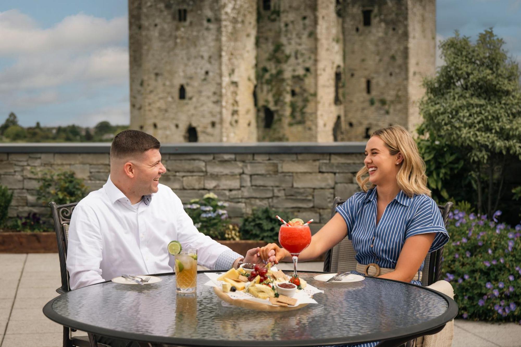 Trim Castle Hotel Εξωτερικό φωτογραφία